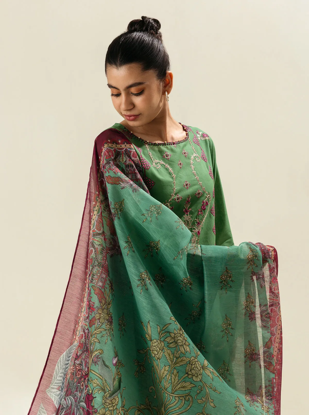 3 PIECE - EMBROIDERED LAWN SUIT - GREEN QUIETNESS