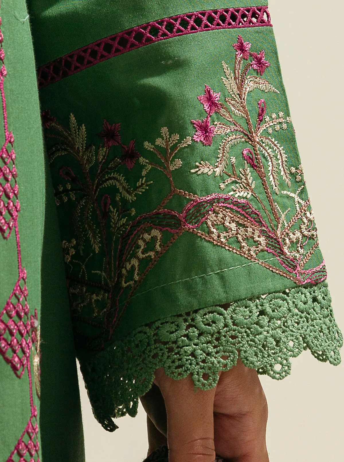 3 PIECE - EMBROIDERED LAWN SUIT - GREEN QUIETNESS