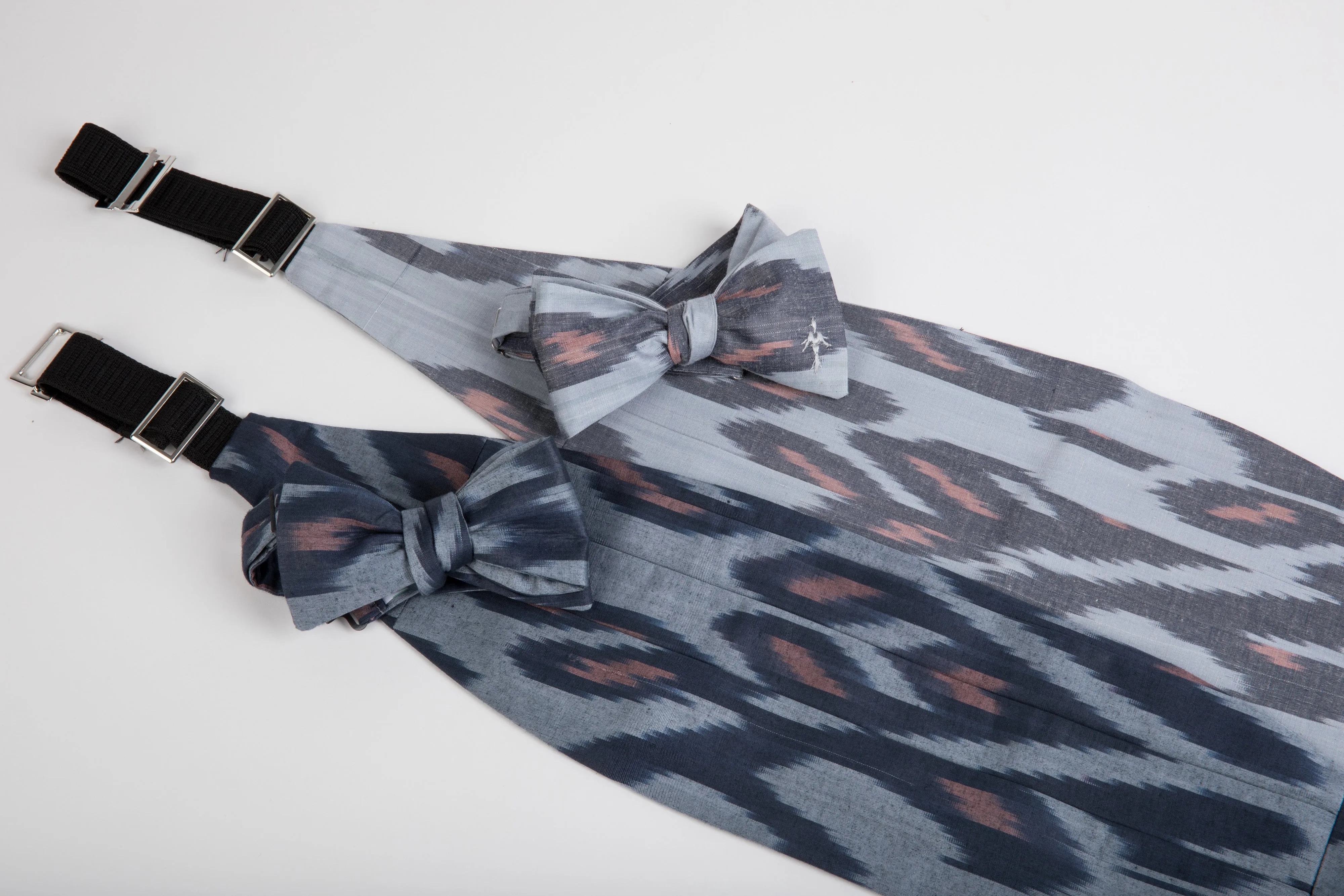Edisto Silk Ikat Cummerbund - Grey, Blush Pink