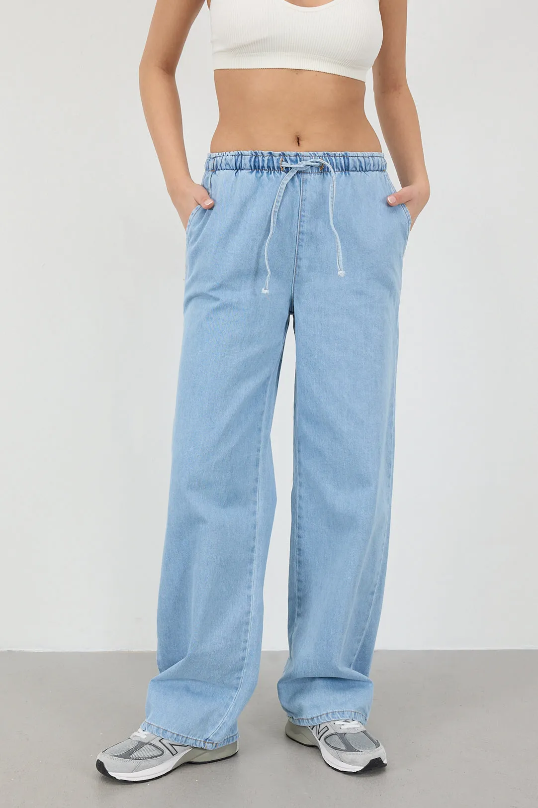 Elastic Waist Front Tie Jean Trousers