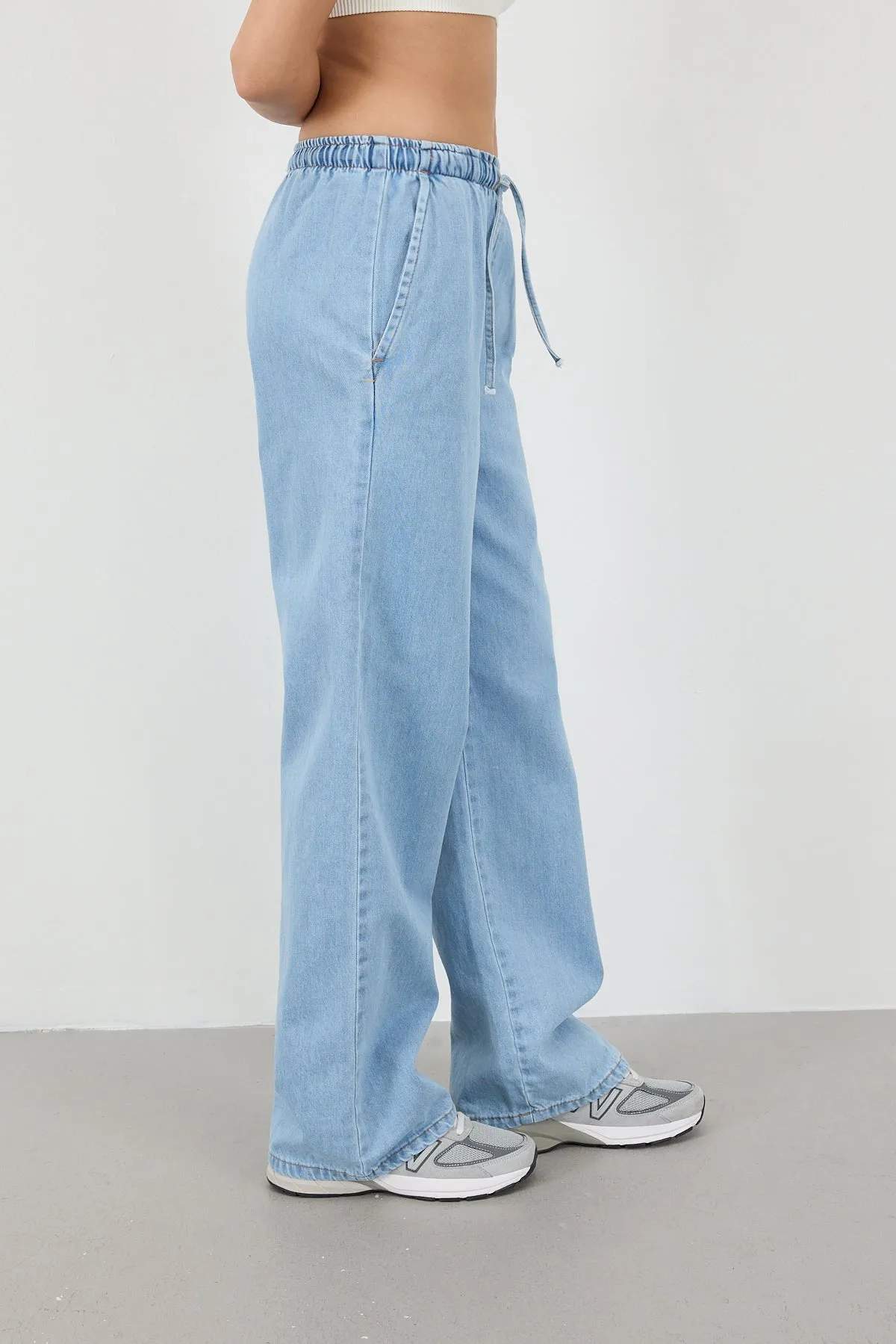 Elastic Waist Front Tie Jean Trousers