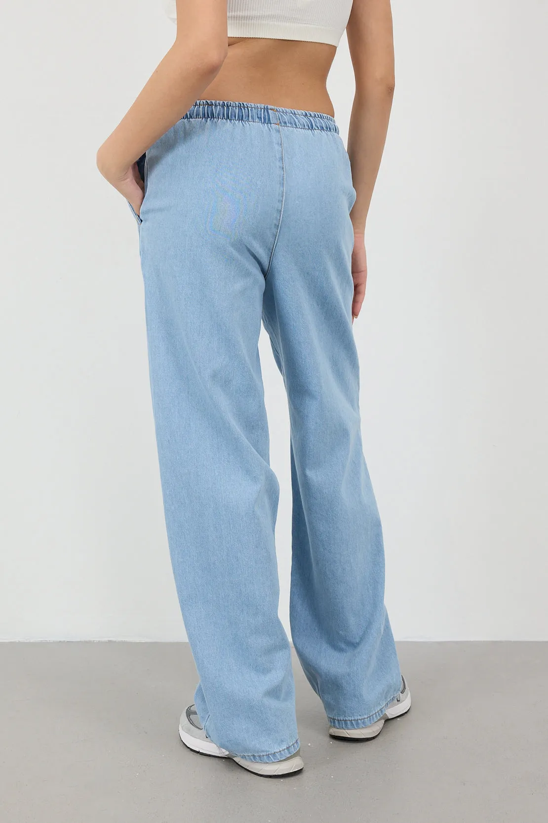 Elastic Waist Front Tie Jean Trousers