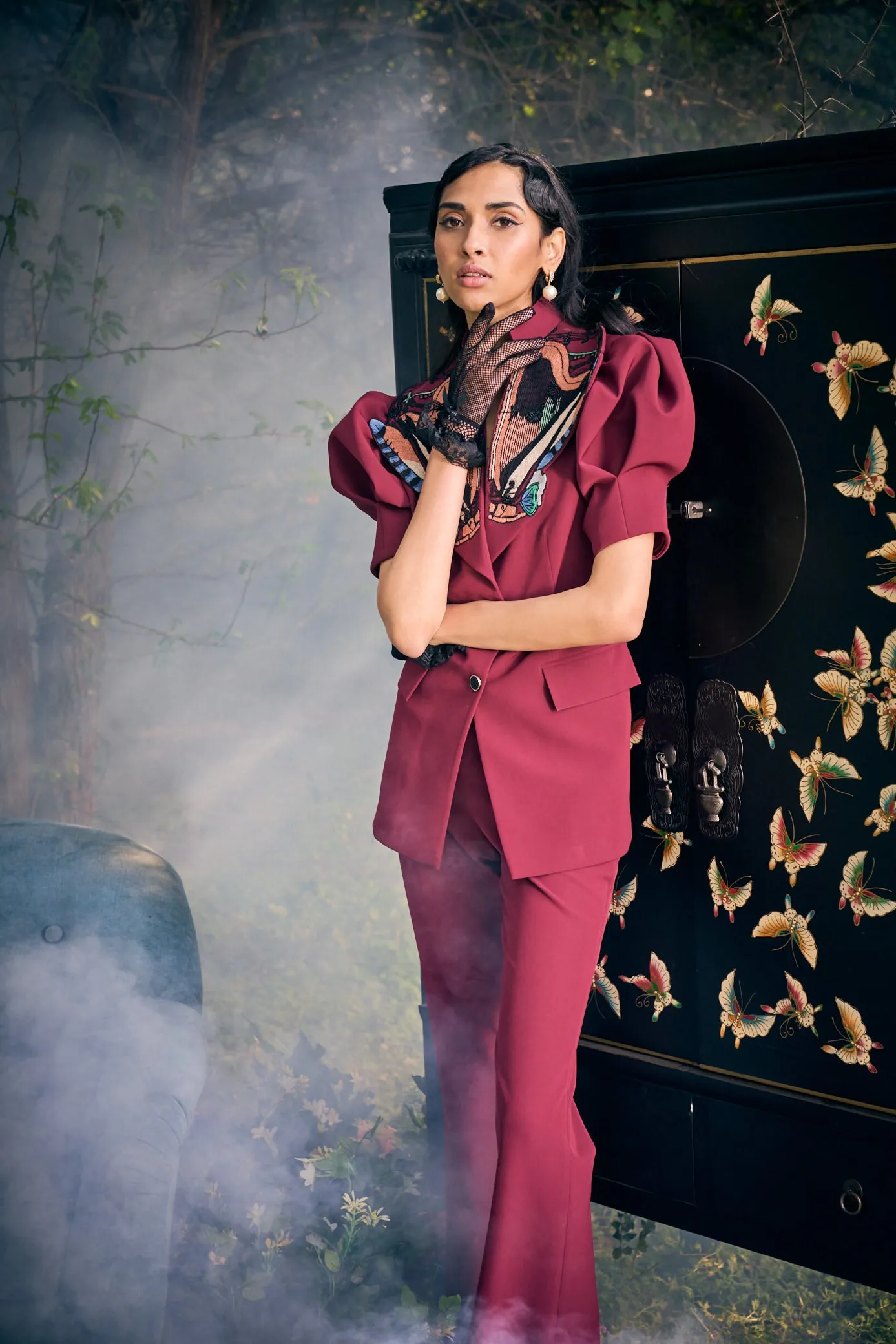 Harp Embroidered Collar Pant Suit