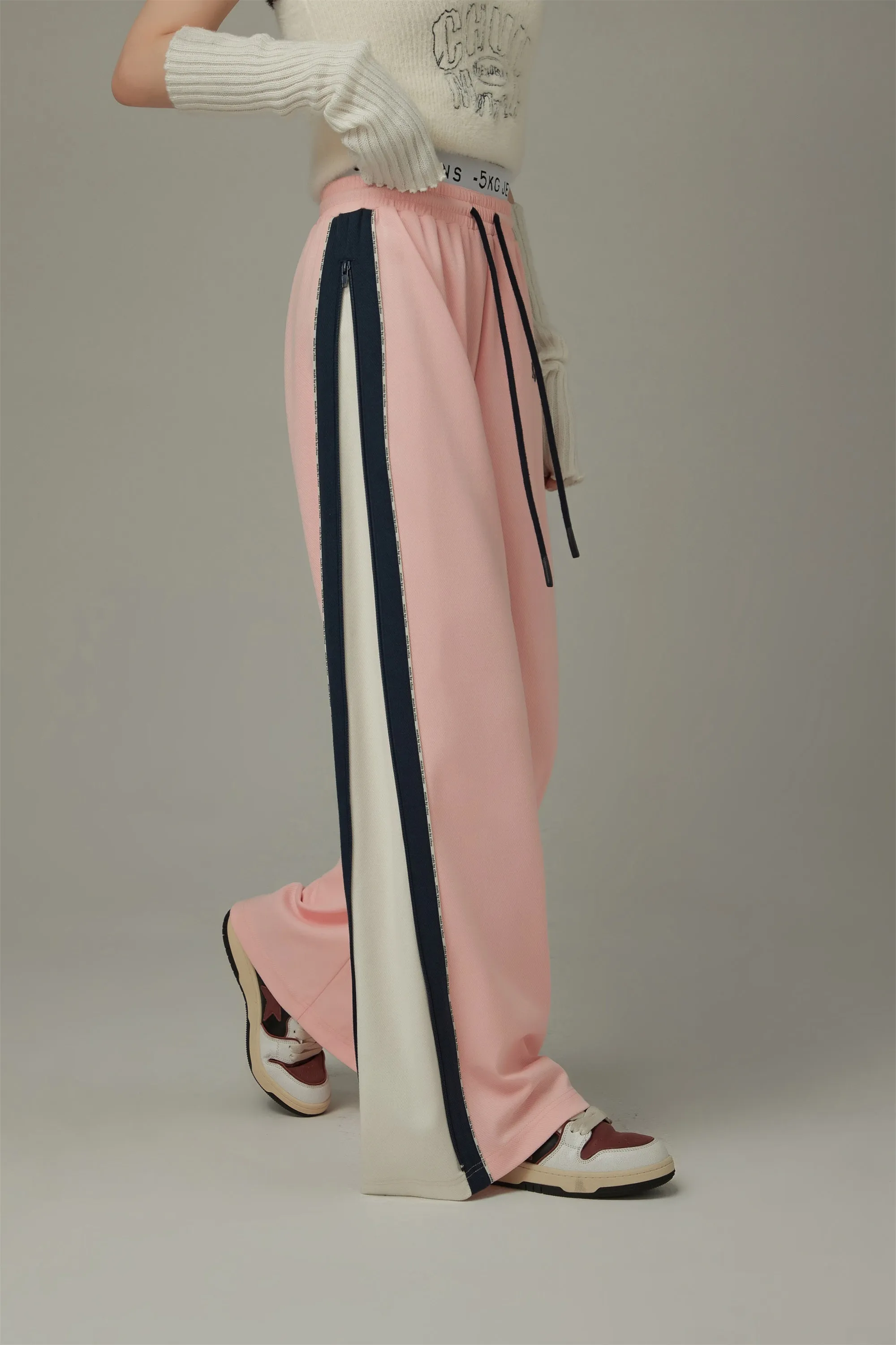 Heart Embroidered Wide Pants
