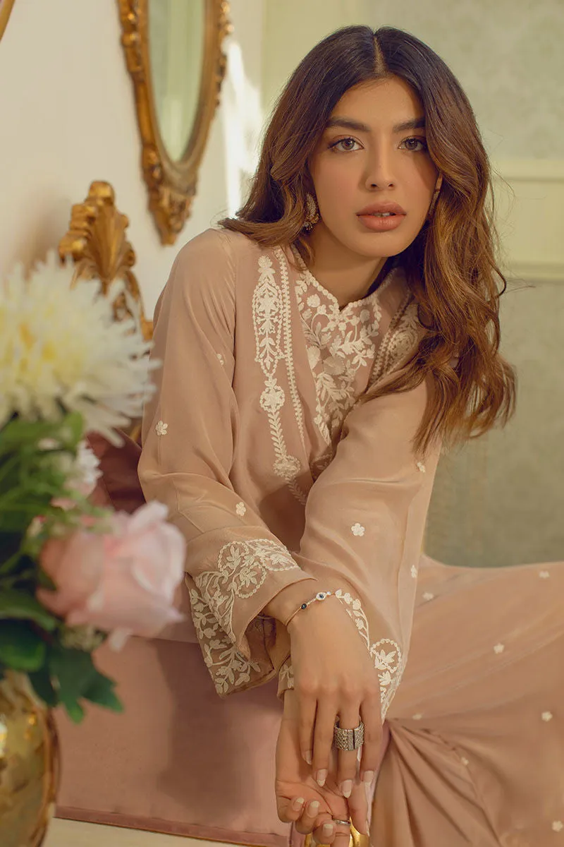TAUPE MAGIC