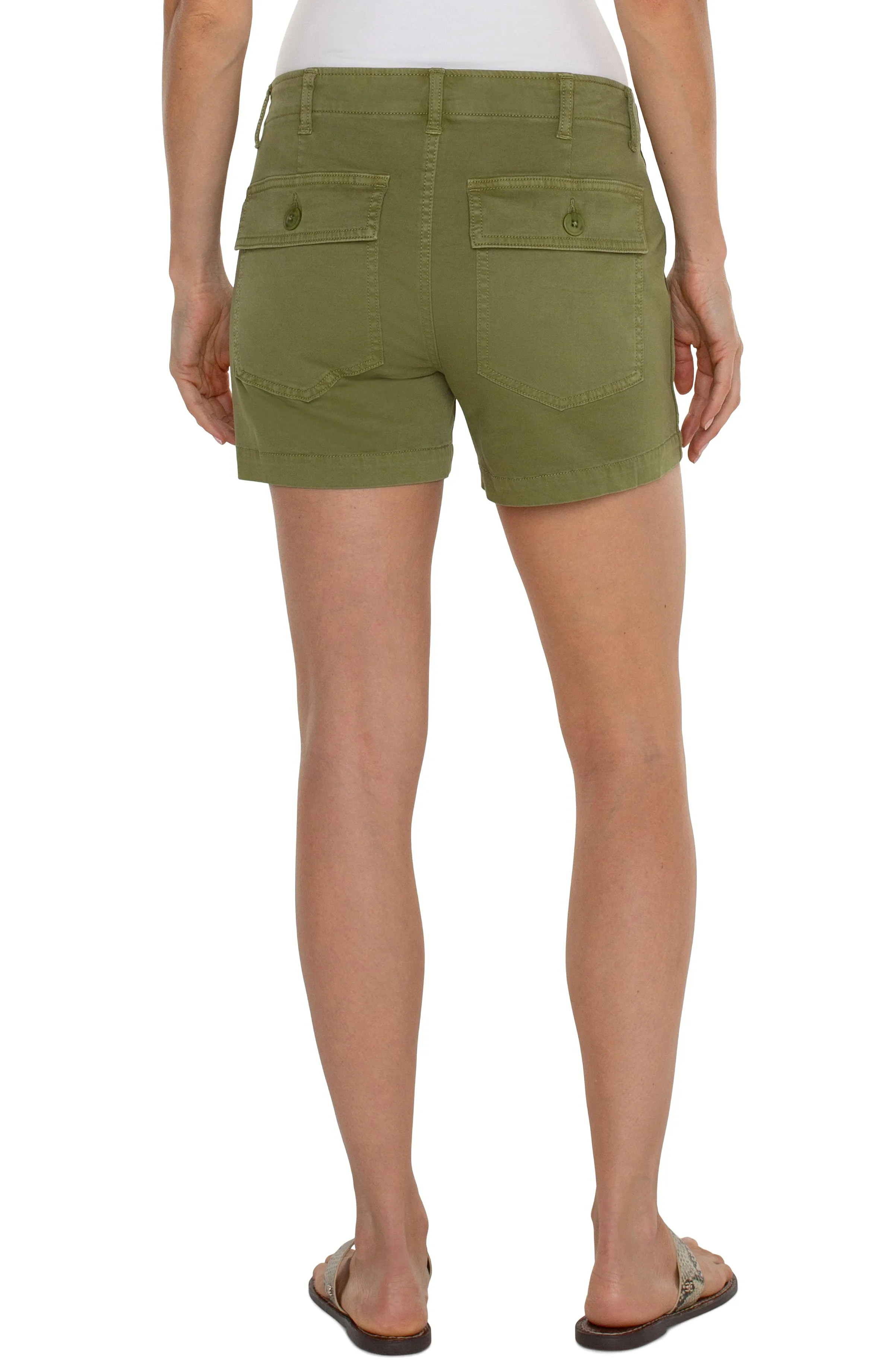 UTILITY SHORT WITH FLAP POCKETS