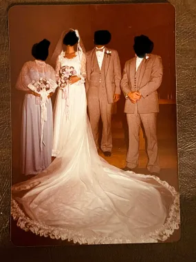 Vintage Sz 6/8 1980s White Lace Custom Wedding Dress w/ 8'6" Cathedral Train Long Sleeve 3 Tiered Veil