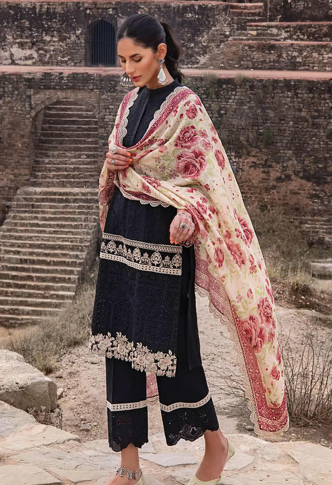 Zainab Chottani Unstitched 3 Piece Chikankari Collection'2022-06-B-Pasbaan